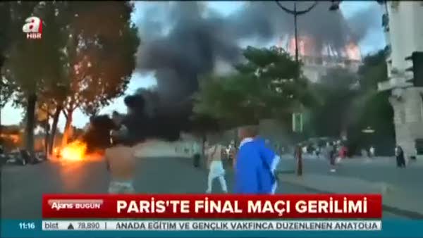 Paris sokakları karıştı, araçlar ateşe verildi