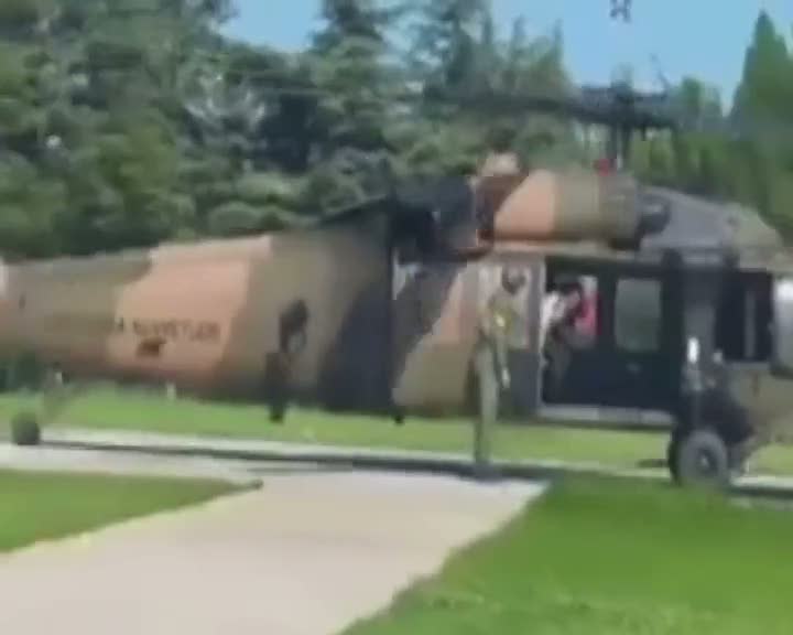 Genelkurmay Başkanı Akar Çankaya Köşkü’ne helikopterle geldi