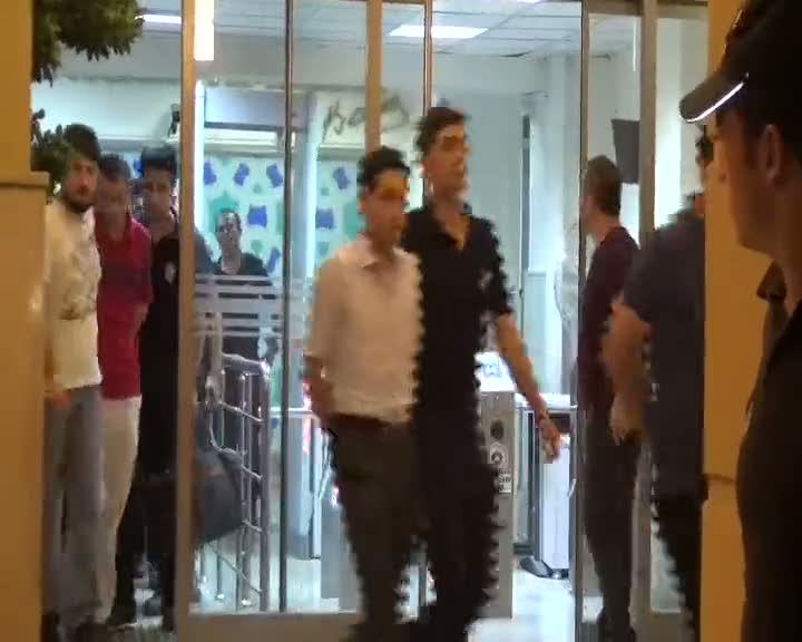 Adana'da 12 hakim savcı tutuklandı