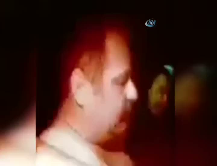 Paralel emniyet müdürü askeri üniformayla tankın içinden çıktı!