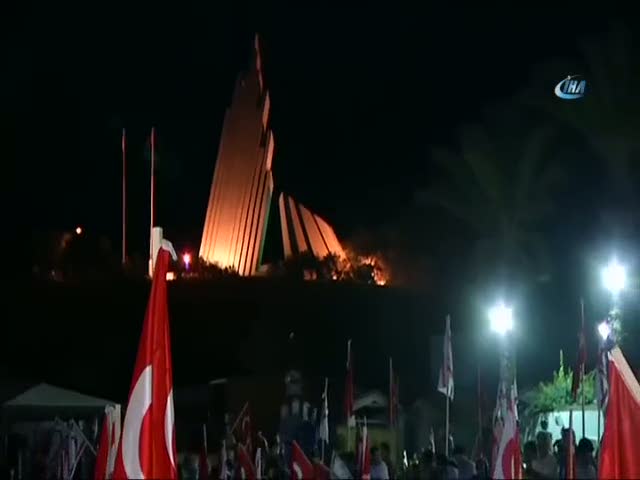 KKTC’de binler şafak nöbetinde