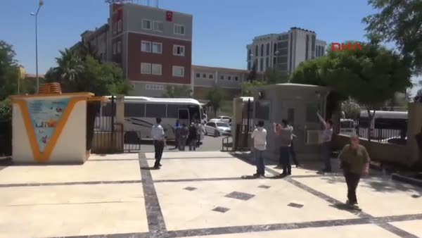 Şanlıurfa'da 30 polis adliyeye çıkarıldı