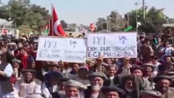 Afganistan'da Erdoğan'a destek mitingi