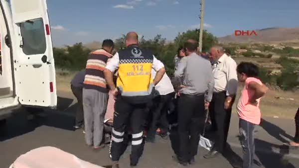 Elazığ'da otomobil devrildi: 1 ölü 1 yaralı
