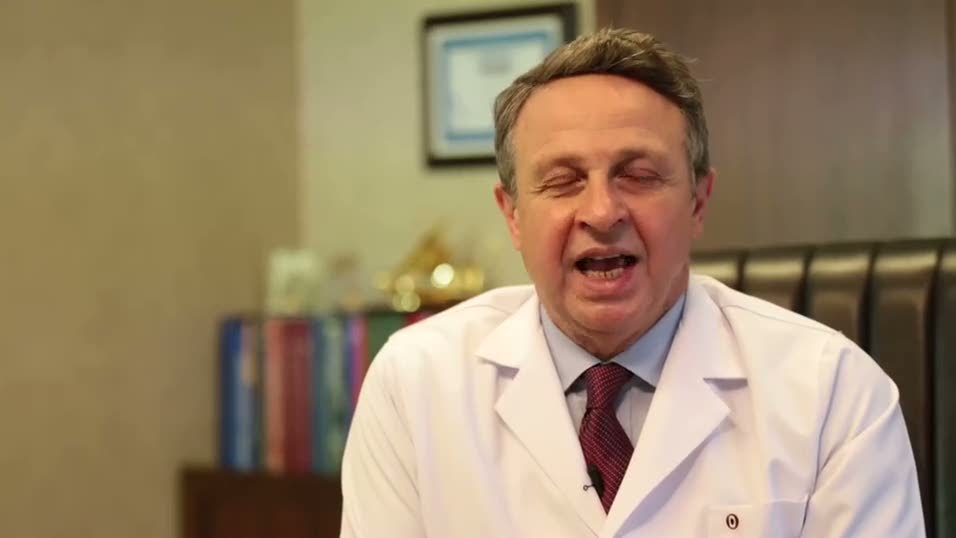 Meme büyütme ameliyatında başarılı sonuçlar için gereken kriterler nelerdir?