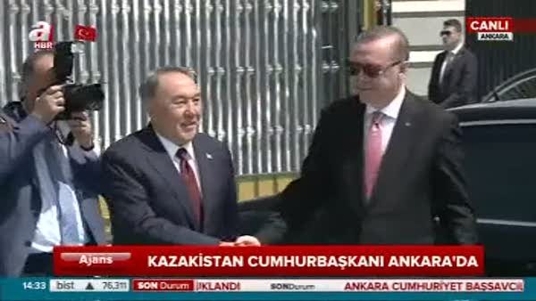 Kazakistan Cumhurbaşkanı Külliye'de