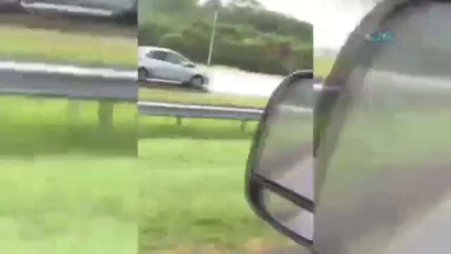 Ters şeritten giden otomobil kazaya davetiye çıkardı