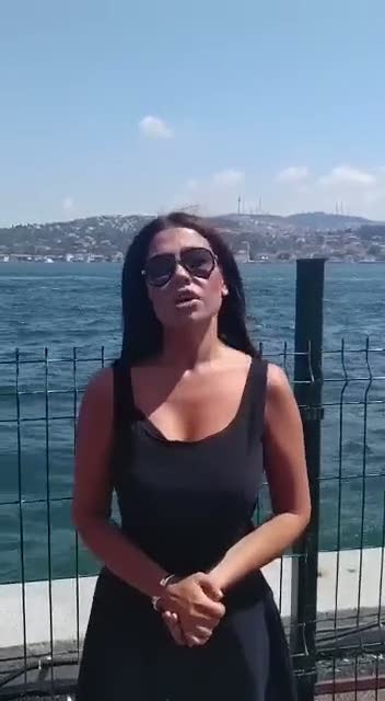 Sanatçı Lara sabah.com.tr okuyucularına mesaj gönderdi