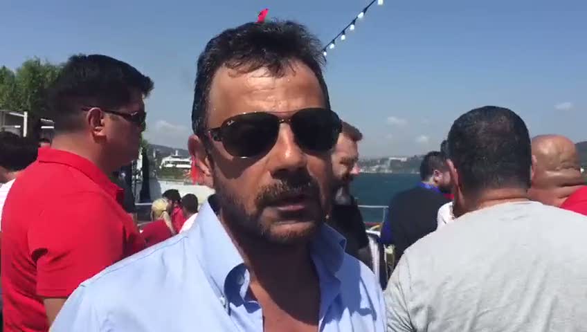 Kerem Alışık Yenikapı'dan sabah.com.tr okuyucularına mesaj gönderdi