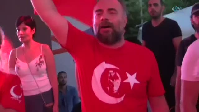 Oktay Kaynarca’dan rekor kıran paylaşım