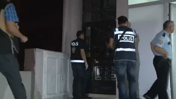 İzmir’de 63 adrese FETÖ operasyonu: 55 gözaltı