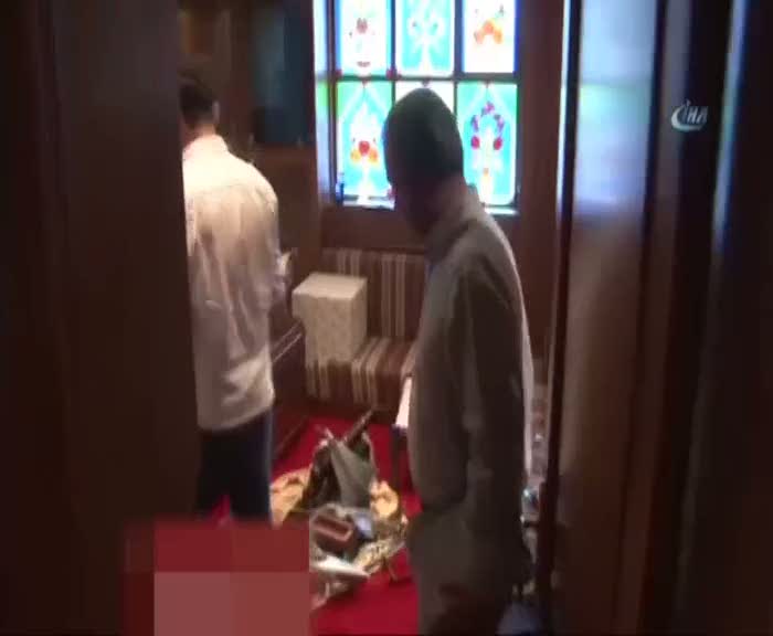 Gülen’in alçıdan elini öpüp söz veriyorlarmış