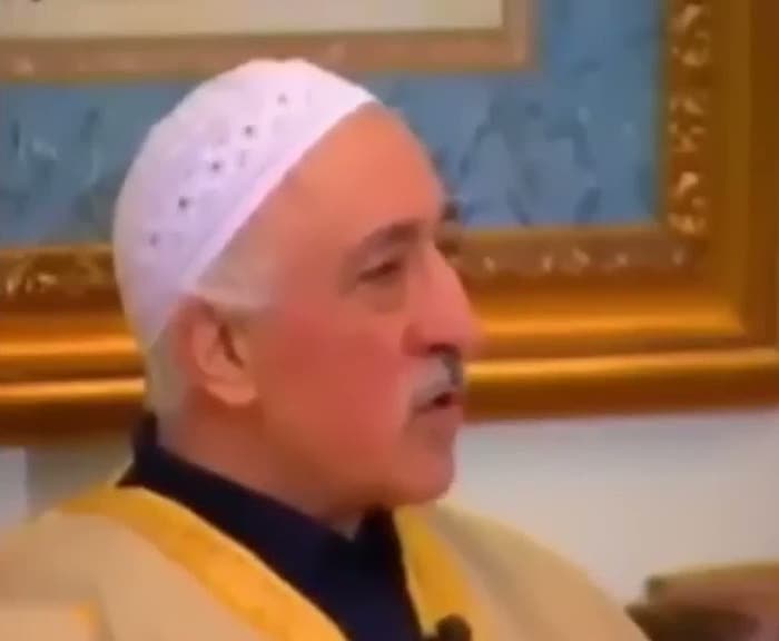 Teröristbaşı Gülen 