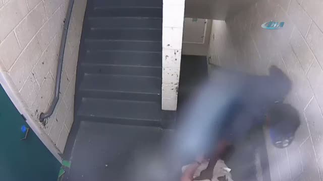 Yaşlı adam neye uğradığını şaşırdı