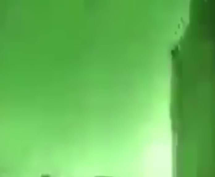 Darbe girişimi gecesi F-16'ya taş atılma anı