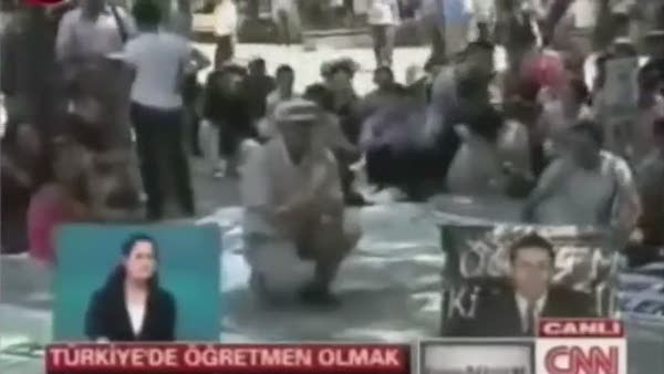 Cüneyt Özdemir KPSS hırsızı FETÖ'cüleri böyle savunmuştu!