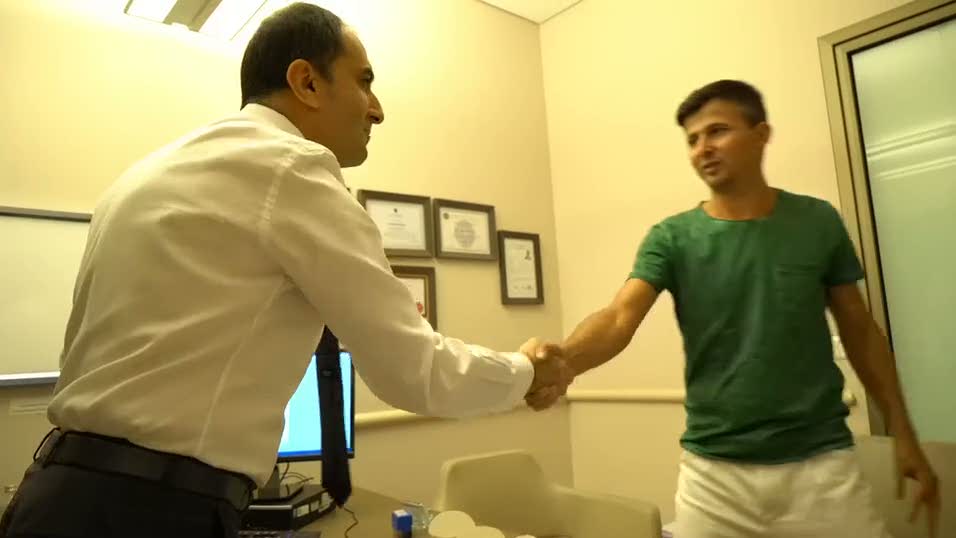 Ayak parmağından başparmak yaptılar