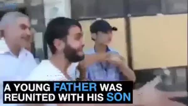 Suriye de öldüğünü sandığı çocuğunu gören babanın kavuşma anı...!