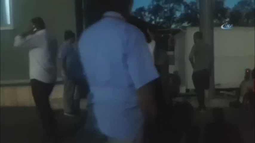 Hastanede tekme tokat sigara kavgası