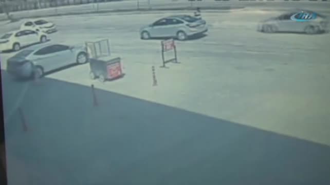 Adana’da bıçaklı, sopalı kavga 1 ölü, 2 yaralı