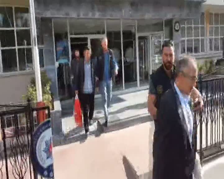 Emekli polis müdürlerine ByLock gözaltısı