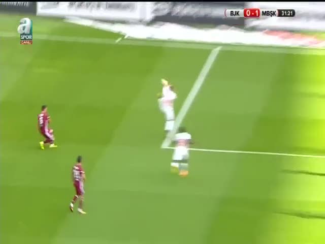 Beşiktaşlı Talisca’dan muhteşem frikik golü