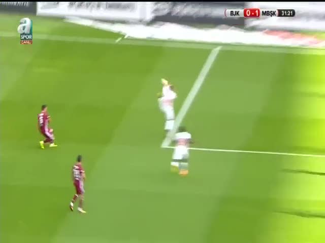 Beşiktaşlı Talisca'dan muhteşem frikik golü