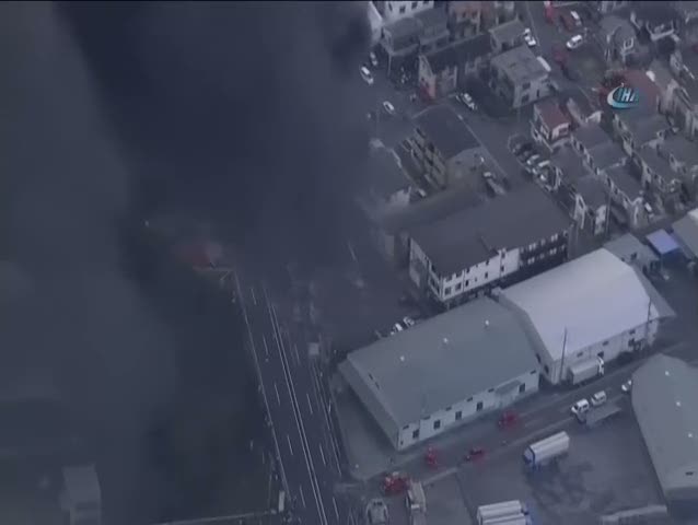 Tokyo karanlığa gömüldü