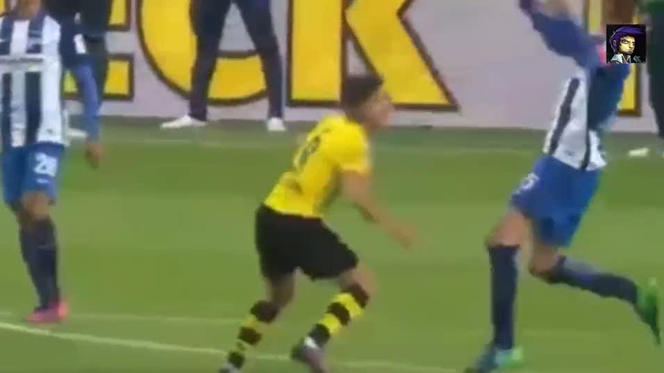 Emre Mor kırmızı kart gördü