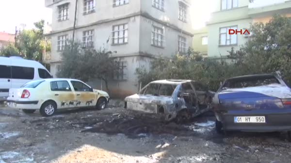 Adana'da biri hurda 3 otomobil yandı