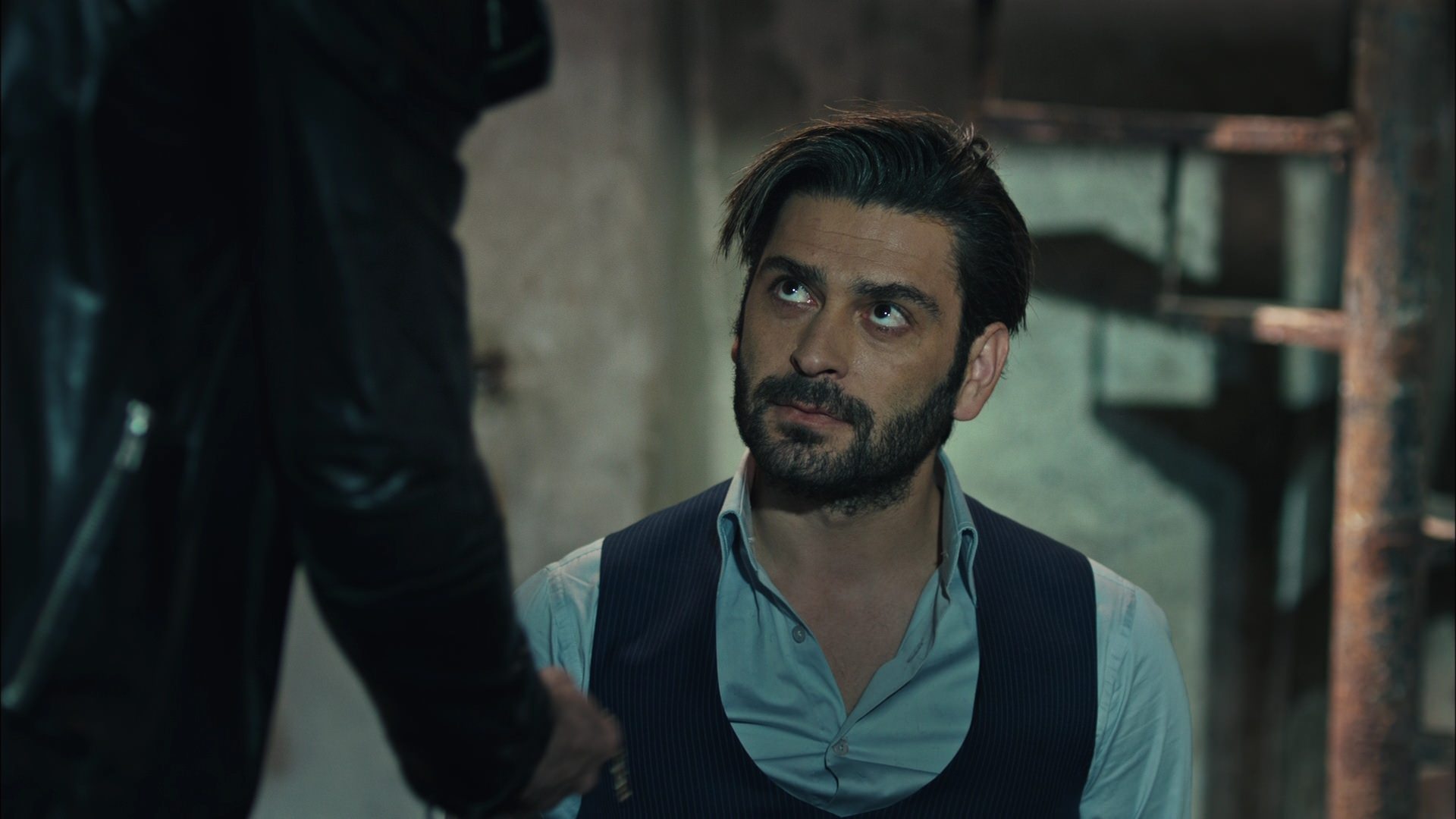 Eşkıya Dünyaya Hükümdar Olmaz 44. Bölüm Fragmanı İzle!