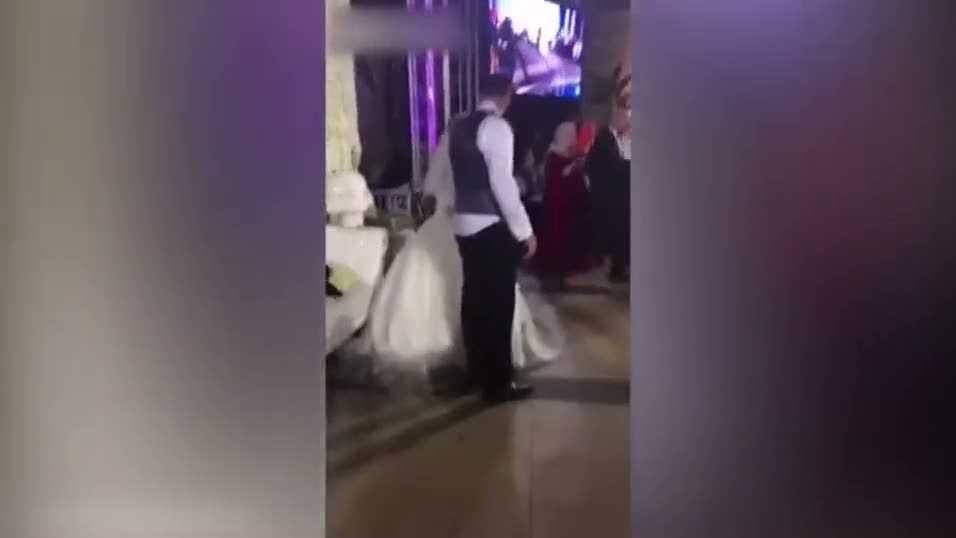 Havalı hareket yapmak isteyen damat gelini öldürüyordu