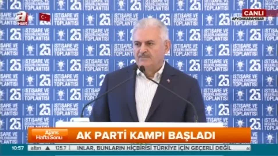 Başbakan Yıldırım konuşmasına Fatiha okuyarak başladı