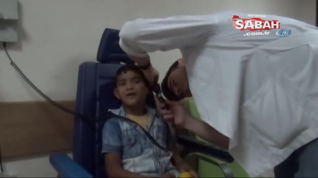 Kulağından 14 larva çıktı