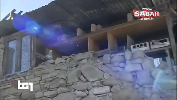 İtalya'da deprem bazı bölgelerde büyük hasar verdi