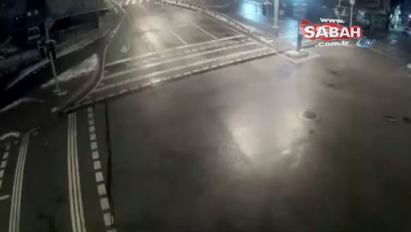 Kocaeli'de yaşanan trafik kazaları mobese kameralarında