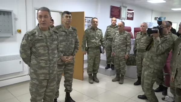 Genelkurmay Başkanı Hulusi Akar'dan Suriye sınır birliklerine ziyaret