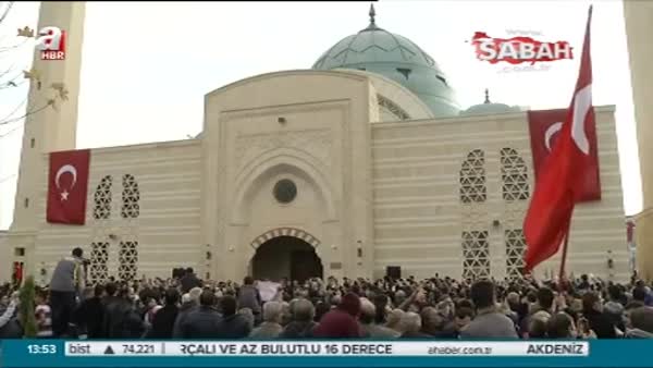 Erdoğan, Hacı Fatma Fitnat Hanım Camisi'nin açılışına katıldı
