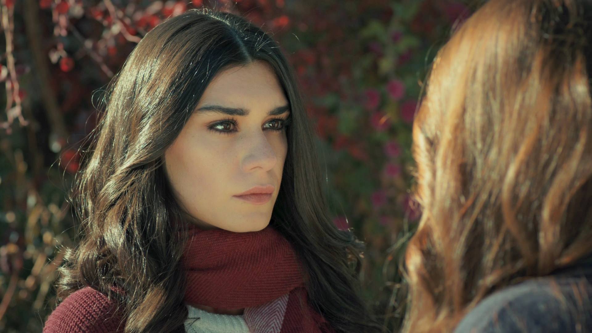 Aşk ve Mavi 5. Bölüm Fragmanı İzle!