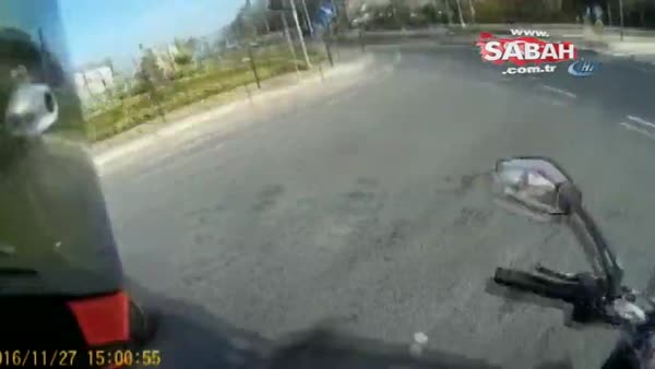 Motosiklet kazası kamerada
