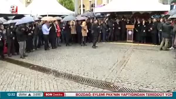 Şehit Polis Fethi Sekin için İzmir Emniyet Müdürlüğü'nde tören düzenlendi
