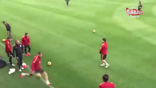 Eren Derdiyok'un Hamza Hamzaoğlu'na meydan okuyan golü