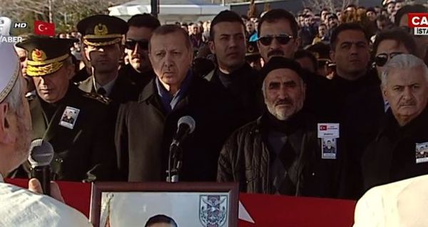 Cumhurbaşkanı Erdoğan Ve Başbakan Yıldırım Şehit Cenazesine Katıldı