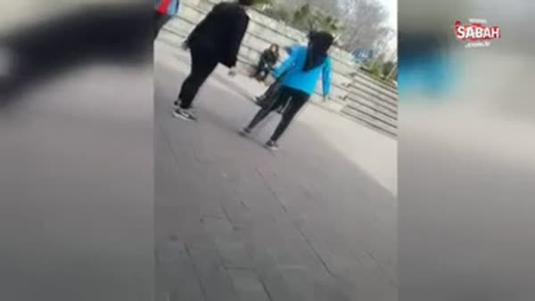 Liseli kızların saç başa kavgası kamerada