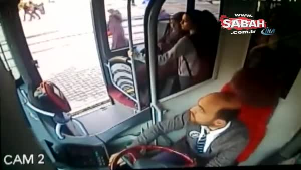 Otobüs şoförüne saldırı güvenlik kamerasında