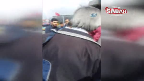Taksim’de bebeğin dili boğazına kaçtı, vatandaşlar seferber oldu