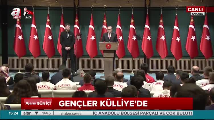 Erdoğan Külliye'de gençleri ağırladı