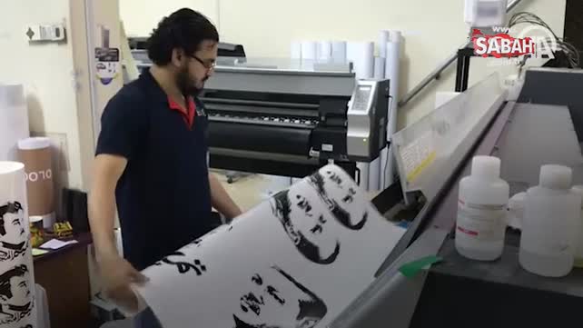 Katar'da Erdoğan posterlerine yoğun ilgi