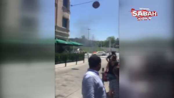 Taksim'de bir araç alev alev yandı