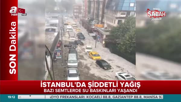 İstanbul'da İçi yolcu dolu otobüs selin ortasında kaldı! O anlar kamerada